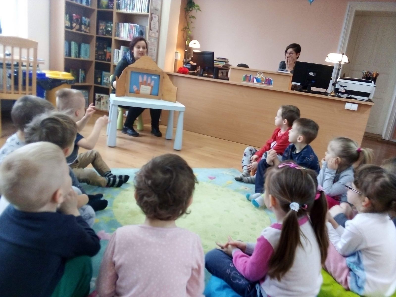 Zdjęcie: SPOTKANIE Z KAMISHIBAI - Oddział dzieciecy